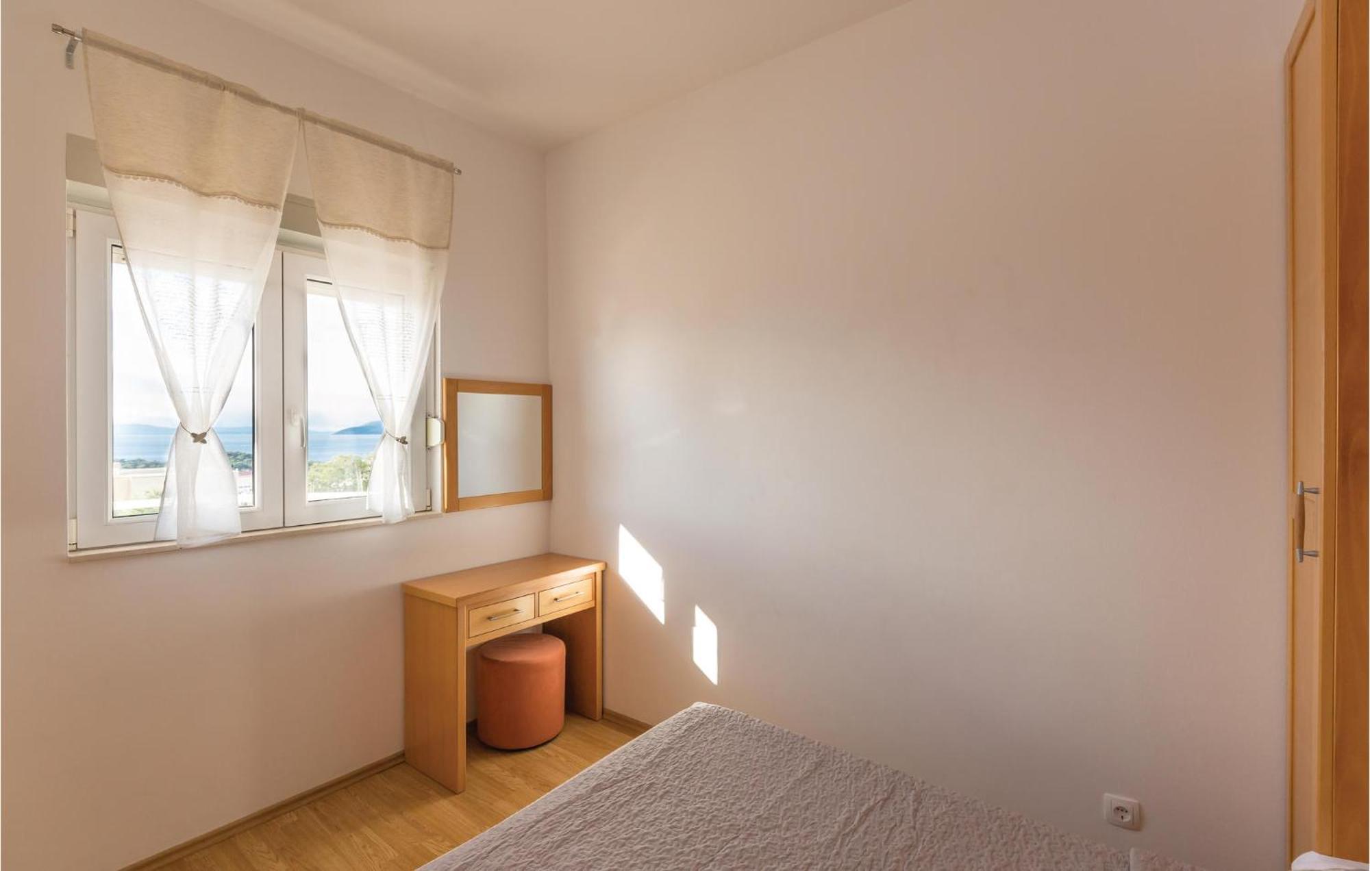 1 Bedroom Stunning Apartment In ماكارسكا المظهر الخارجي الصورة